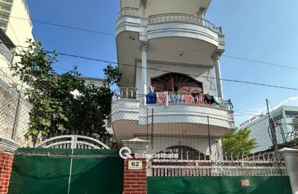 Bán nhà 3 tầng đường Nguyễn Biểu – Nha Trang, 151m², 6 phòng ngủ, giá 12 tỷ